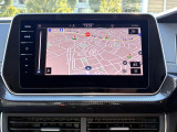 スマートフォン用アプリ[Apple CarPlay][Android Auto]対応の純正ナビ Discover Pro を装備、ラジオのほか、USB、Bluetoothハンズフリー通話にも対応。