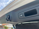 自社工場完備ですので車検、点検、修理、板金などすべてお任せください。タイヤ、オーディオなどの販売もさせて頂いております。是非、ご相談ください。