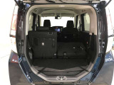 開口部の広いラゲージスペースは、ゴルフバックなどの荷物もラクラク積み込めます。