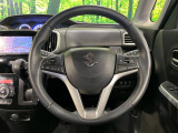 【純正革巻きステアリング】上質な革を使用することで、手にしっかり馴染みとても運転しやすいハンドルです♪