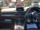 自社工場完備ですので車検、点検、修理、板金などすべてお任せください。タイヤ、オーディオなどの販売もさせて頂いております。是非、ご相談ください。