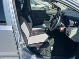 座り心地が良いシートなので長時間の運転でも快適にお過ごしいただけます。