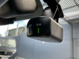 前後ドライブレコーダーを装着すれば、事故やトラブルの際、前方車両や後方車両の映像を録画し、客観的な証拠を残すことができます。また、あおり運転対策にも効果的です。