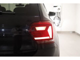 LEDテールランプの為、後続車からの視認性を高めています。