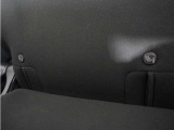 ◆ISOFIX◆シートベルトいらずでチャイルドシートと固定金具を連結するだけでガッチリ固定できます。