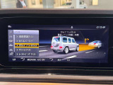 バックカメラにより駐車時の後方確認も楽にできます。