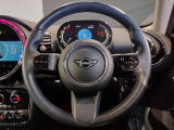 ミニ独特のゴーカートフィーリングと呼ばれる軽快なハンドリングはAT車、MT車のどちらでも楽しめます。