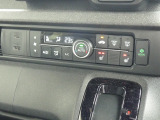 ●エアコンはオートエアコンです。 ●運転席と助手席シートにシートヒーターが付いています。