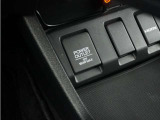 ◆12V電源ソケット◆スマートフォンの充電等にも便利な電源ソケット!使いやすい場所に装備されています。