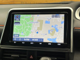【純正9インチナビ】人気の純正ナビを装備しております。ナビの使いやすさはもちろん、オーディオ機能も充実!キャンプや旅行はもちろん、通勤や買い物など普段のドライブも楽しくなるはず♪