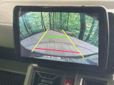 【バックカメラ】駐車時に後方がリアルタイム映像で確認できます。大型商業施設や立体駐車場での駐車時や、夜間のバック時に大活躍!運転スキルに関わらず、今や必須となった装備のひとつです!