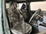 【運転席・助手席】内装ルームクリーニング済みです。しっかり綺麗にしていますので、是非、お確かめください。車に自信があるからこそ、是非一度ご来店頂き内外装も見てもらえると幸いです。