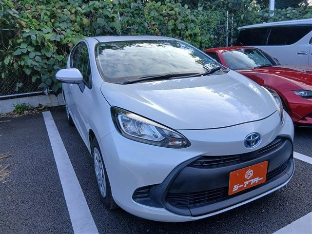 アクア 1.5 X 禁煙車 純正ディスプレイオーディオ