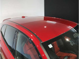 【ボディコーティングで新車時の輝きを】ご納車前にボディを磨き上げ下地処理を行った上で、コーティングを施工します。軽微な小傷も無くなりより新車時の輝きに近い状態でお届けできます。ぜひご用命下さい!