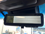 【デジタルインナーミラー】後席の大きな荷物や同乗者で後方が確認しづらい時でも安心!カメラが撮影した車両後方の映像をルームミラー内に表示。クリアな視界で状況の確認が可能です!