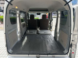 後席畳めば荷室拡大です