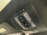 メルセデス・ベンツの定める厳しい基準をクリアしたお車のみをご案内させて頂きます。納車前整備はメーカー規定に基づき100項目以上にも及ぶ点検を熟練のメカニックによって行いご納車させて頂きます。