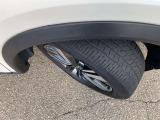 タイヤの溝です。