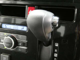 ご覧の車両以外にも多数のU-Carを展示販売しております。