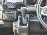 シンプルで使いやすいシフトノブ