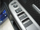 ◆パワーウィンドウスイッチ◆運転席から全席の窓の開閉操作を行うことが出来いつでも換気ができます!