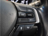 ◆アダプティブクルーズコントロール◆予め設定した車速内でクルマが自動的に加減速。前走車との適切な車間距離を維持しながら追従走行します。【LKAS】車線維持支援システムでステアリング操作を支援。