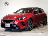 M135xドライブ 4WD ハーマンカードンサウンドシステム トップビューカメラ シートヒーター ヘッドアップディスプレイ レッドレザー レッドキャリパー  パドルシフト ACC アダプティブLEDヘッド