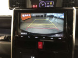 バックガイドモニターで、後方を確認しながら安心して駐車することができます。運転初心者も熟練者も必須の機能ですよ!