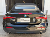 また、BMW正規認定中古車は、エマージェンシーサービスが自動付帯。24時間365日、皆様のカーライフをサポート致します。確かな安心のうえで、「駆けぬける歓び」をご堪能ください。