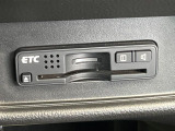 【ETC】高速道路の料金所をストレスなく通過!話題のスポットやサービスエリアに多い「スマートIC」利用時は必須のアイテムです。当店でセットアップを実施、ご納車当日からすぐにご利用いただけます!
