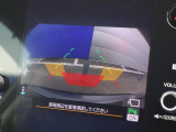 Rカメラの映像も、センターディスプレイに大きく表示されます!