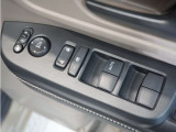 ◆パワーウィンドウスイッチ◆運転席から全席の窓の開閉操作を行うことが出来いつでも換気ができます!