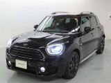 フロントフェイスはMINIアイコンとして永らく愛されるデザイン性の良さと、ブランドの魅力を感じる事ができます。
