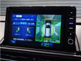 ◆マルチビューカメラシステム◆運転席から見づらい前後左右を、ナビ画面の映像で確認。見通しの悪い交差点や狭い道でのすれ違い、駐車などをサポートします。