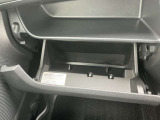 大容量グローブボックス