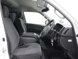運転席廻りです。