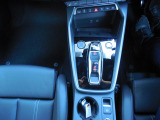 見た目に美しく、そして機能的でもあること。これこそがAudiのインテリアの伝統です。