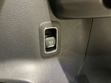 独自の流通ルートにより、他ブランドの輸入車をはじめ国産車も高価下取をさせて頂きます!お客様が大切にお乗りになったお車をしっかりと査定させていただきます!まずはご相談ください!