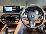 アウトバーンでの走行を見据えたBMWのブレーキシステムはもしもの時にもいち早くマシンを停止してくれます。