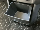 使いやすい場所に豊富な収納スペース。収納が多いと便利ですよね♪