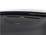 【harman/kardon】世界のオーディオファン垂涎のプレミアムサウンドシステムを搭載。原音に近い音場空間を忠実に再現。乗る人すべてに最良の音響体験を提供します。