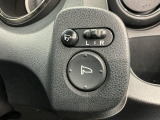 室内からミラーの開閉が可能な電動格納ミラーです!