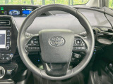 【純正革巻きステアリング】上質な革を使用することで、手にしっかり馴染みとても運転しやすいハンドルです♪