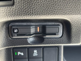 【ETC】ETC専用レーンも増えてきました。高速道路をご利用になる方は必須アイテムです。