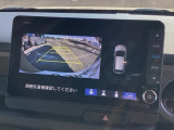 バックカメラも装備しております。車庫入れの苦手なお客様、もうご心配いりません。バックカメラがあれば、ぶつける心配無し?!重宝します!!