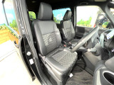 運転席シート廻りは使用感も少なく、良好な状態となっています。丁寧に使われていたことがよくわかりますね。