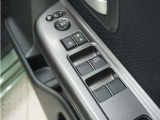 ◆パワーウィンドウスイッチ◆運転席から全席の窓の開閉操作を行うことが出来いつでも換気ができます!