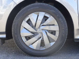 【タイヤ】【純正15インチホイール】《185/65R15》