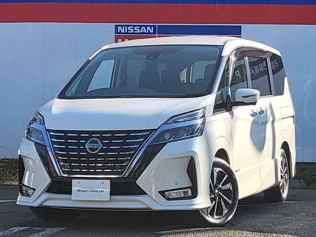 セレナ 2.0 ハイウェイスターV 