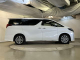 当社でご購入頂いた全ての車両はご納車前、エンジンオイル交換・ワイパーゴム・ブレーキ点検・調整・その他確認の上ご納車いたします。